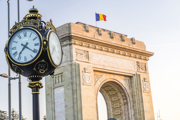 Мали Париз источне Европе
